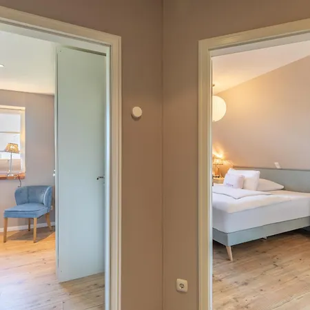 Grosse Lachmoewe Holiday home *
