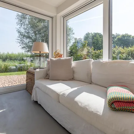 Holiday home Grosse Lachmoewe *