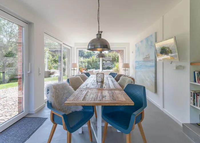 Grosse Lachmoewe Feriehus